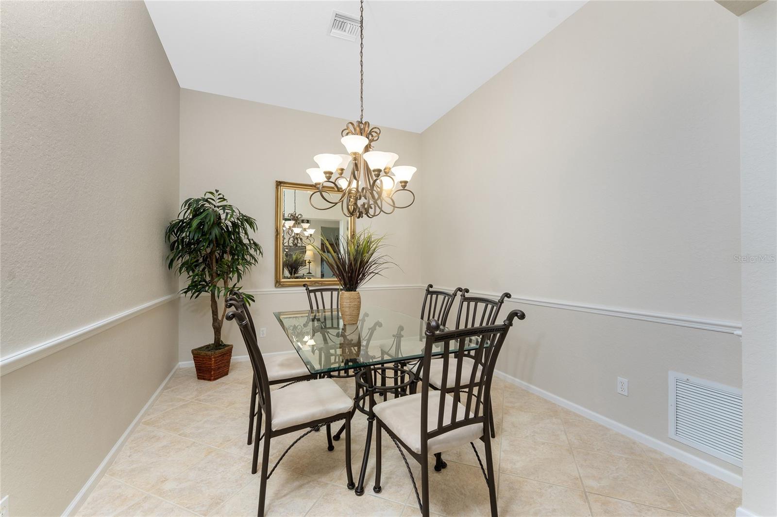 Image 9 of 66 For 3412 Grand Vista Court 202