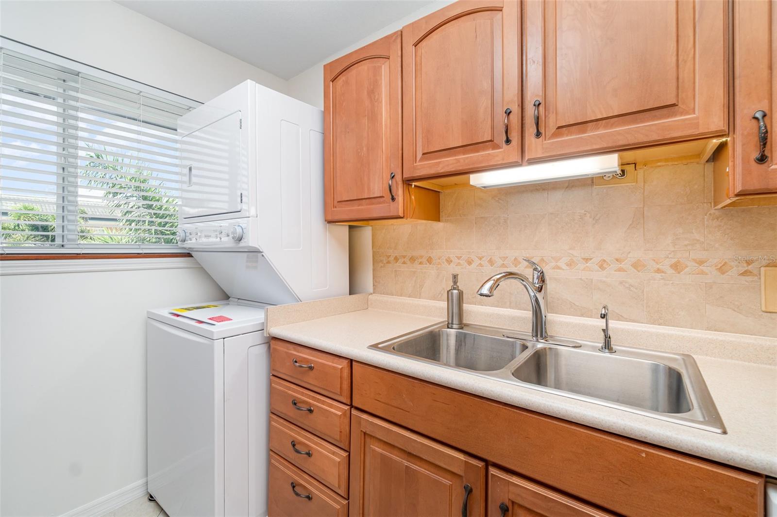 Image 10 of 31 For 150 Harborside Avenue 306