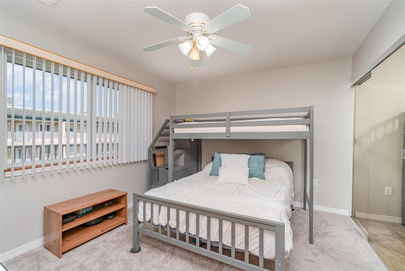 Image 11 of 31 For 150 Harborside Avenue 306