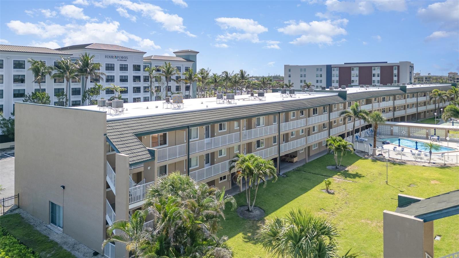 Image 18 of 31 For 150 Harborside Avenue 306