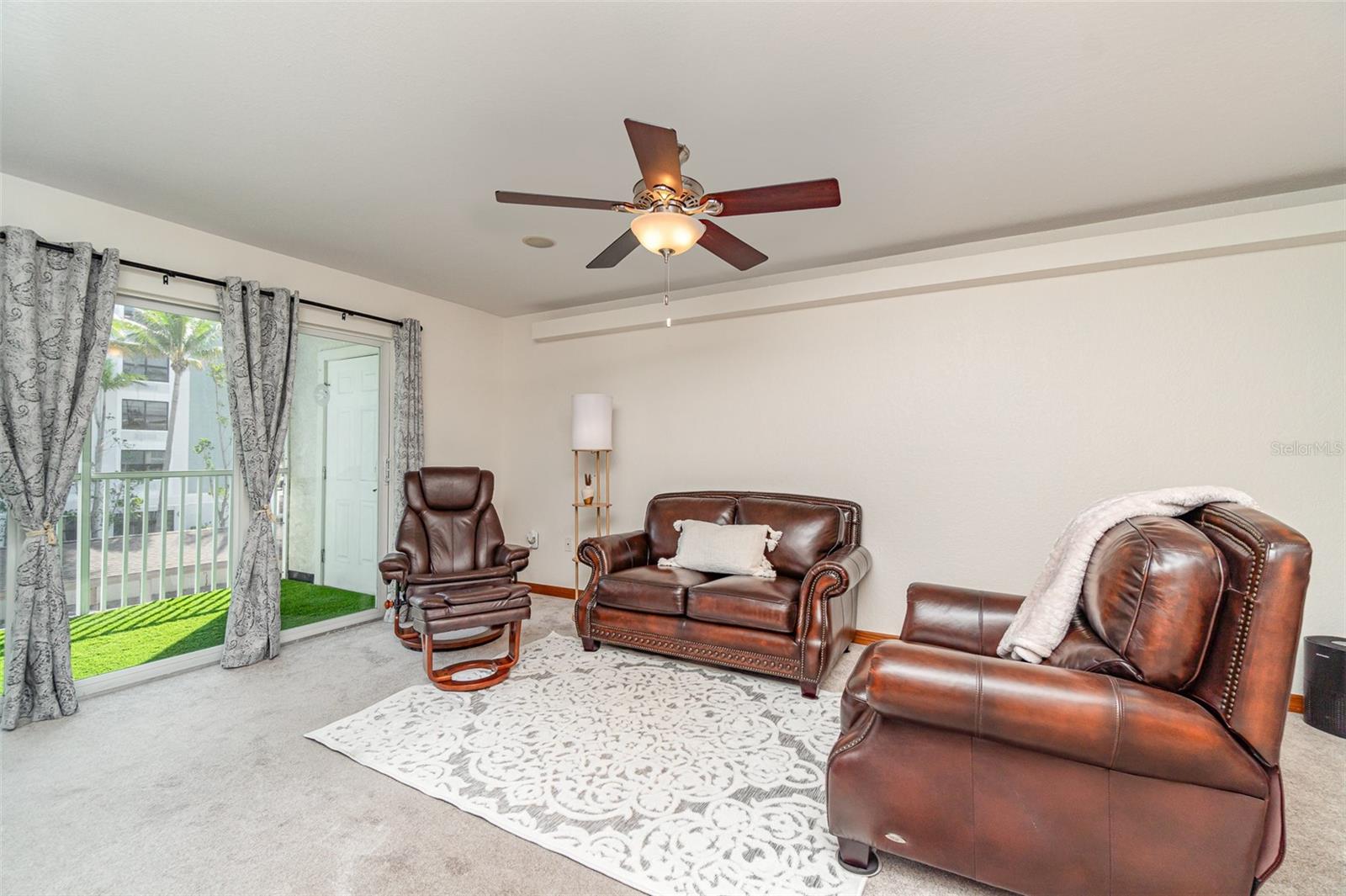Image 4 of 31 For 150 Harborside Avenue 306