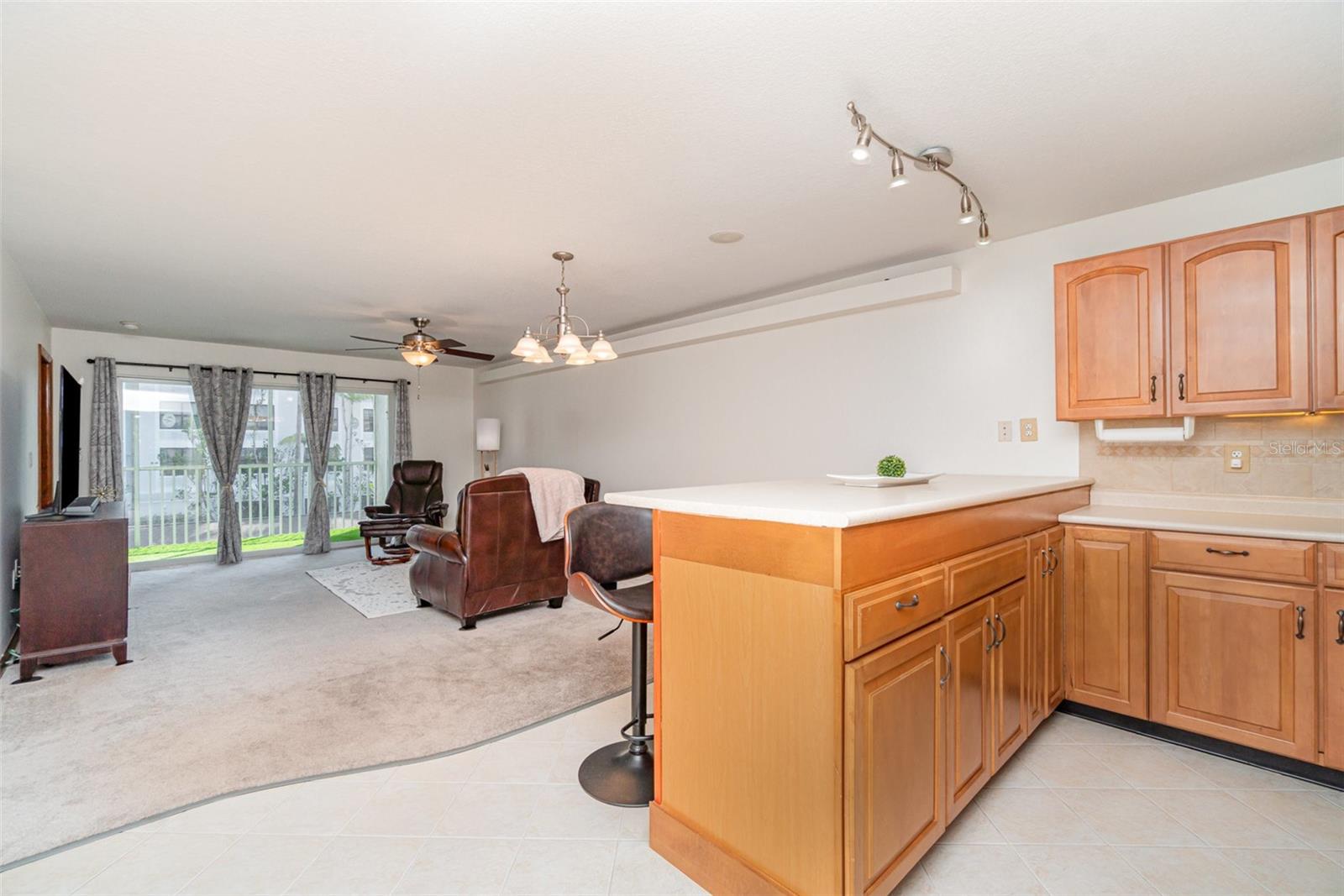 Image 8 of 31 For 150 Harborside Avenue 306