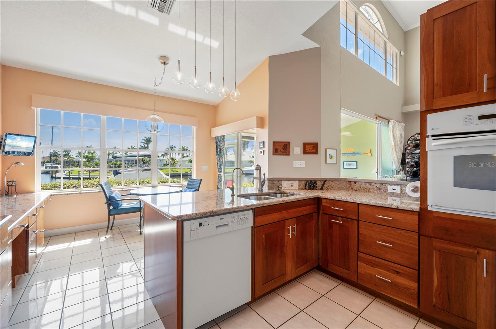 Image 11 of 66 For 3800 Bal Harbor Boulevard 415