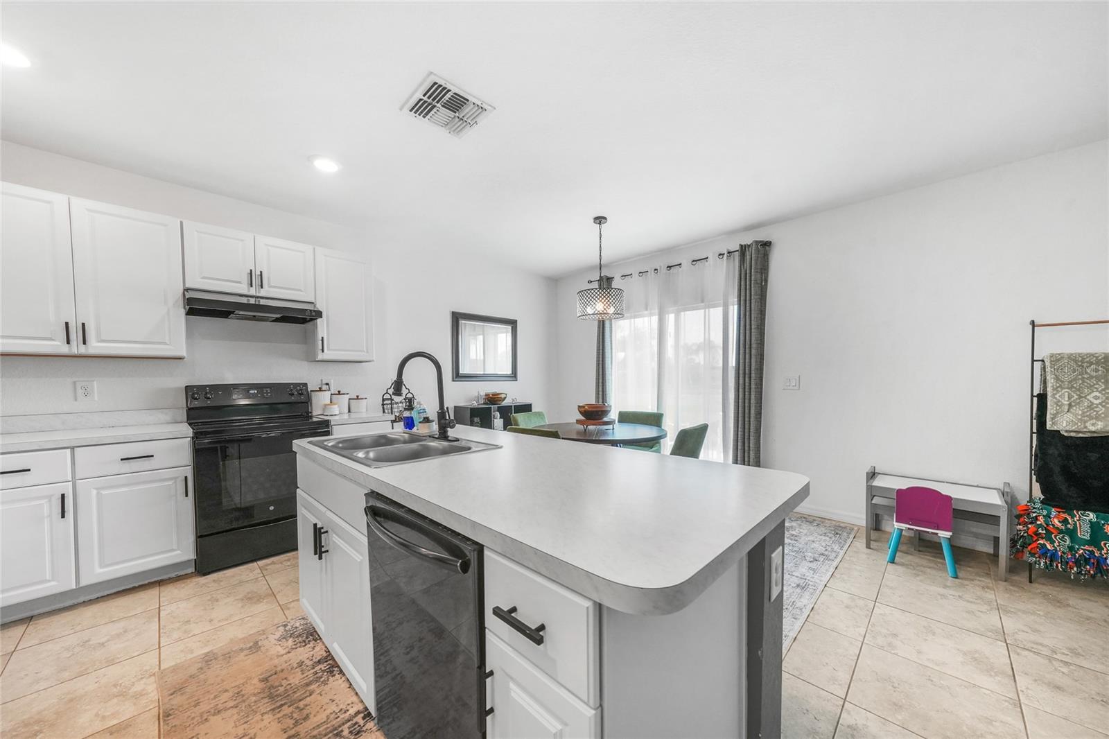 Image 10 of 24 For 27306 Deep Creek Boulevard