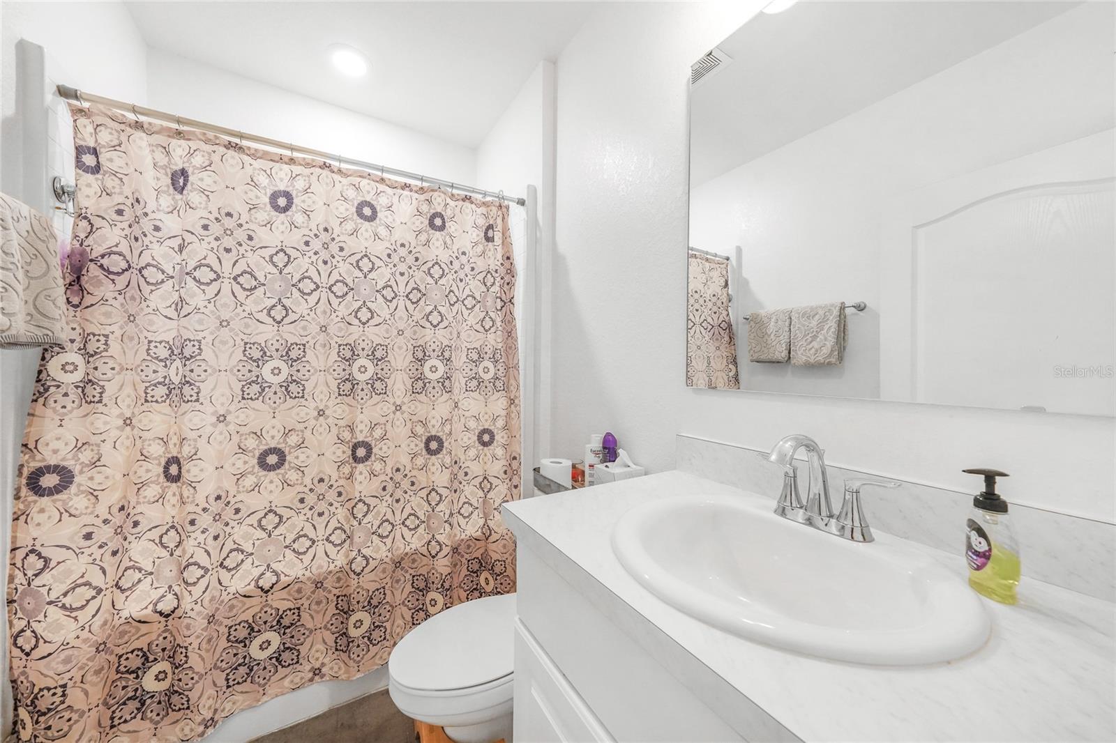 Image 18 of 24 For 27306 Deep Creek Boulevard