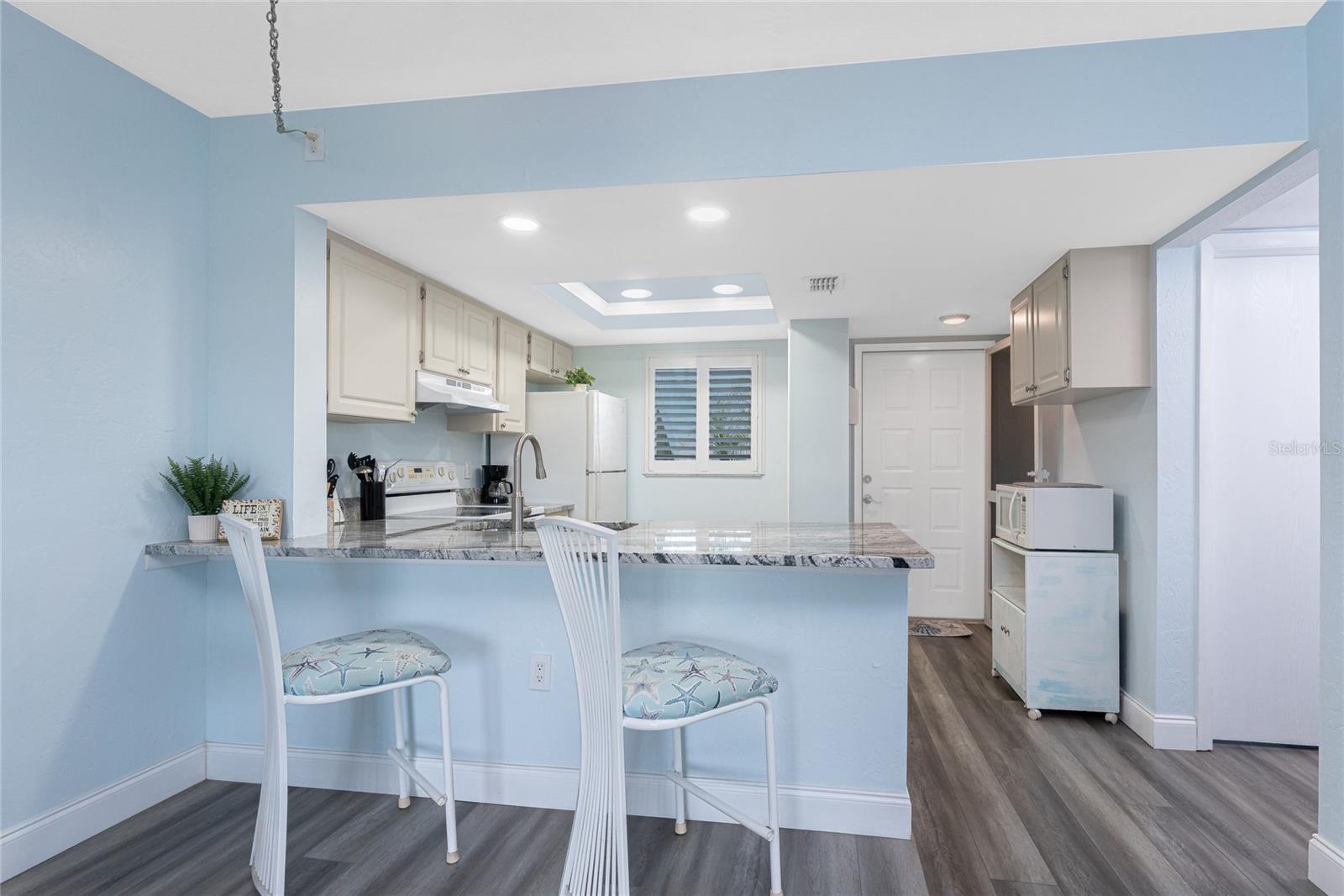 Image 11 of 71 For 25225 Rampart Boulevard 1603