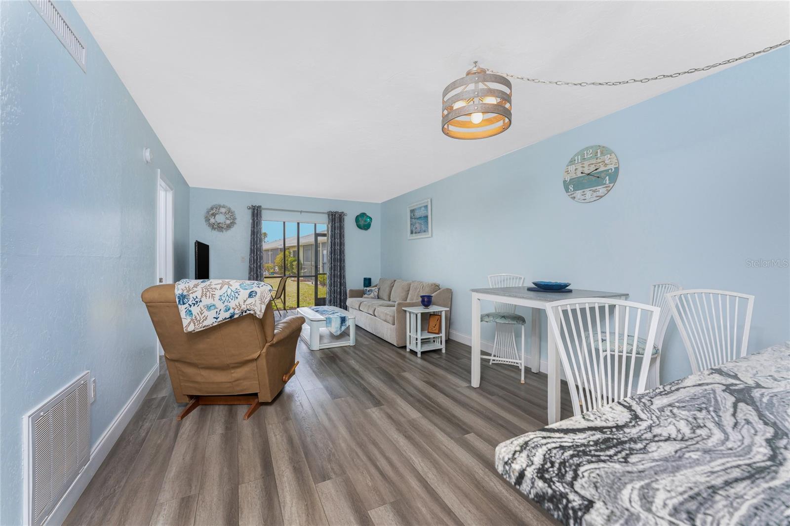 Image 19 of 71 For 25225 Rampart Boulevard 1603