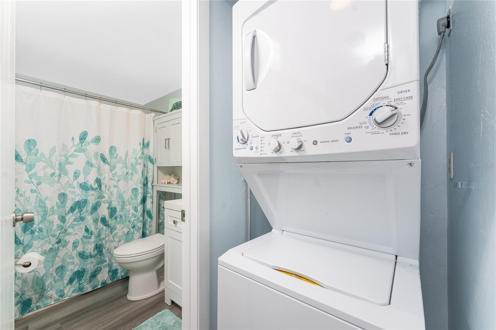 Image 24 of 71 For 25225 Rampart Boulevard 1603