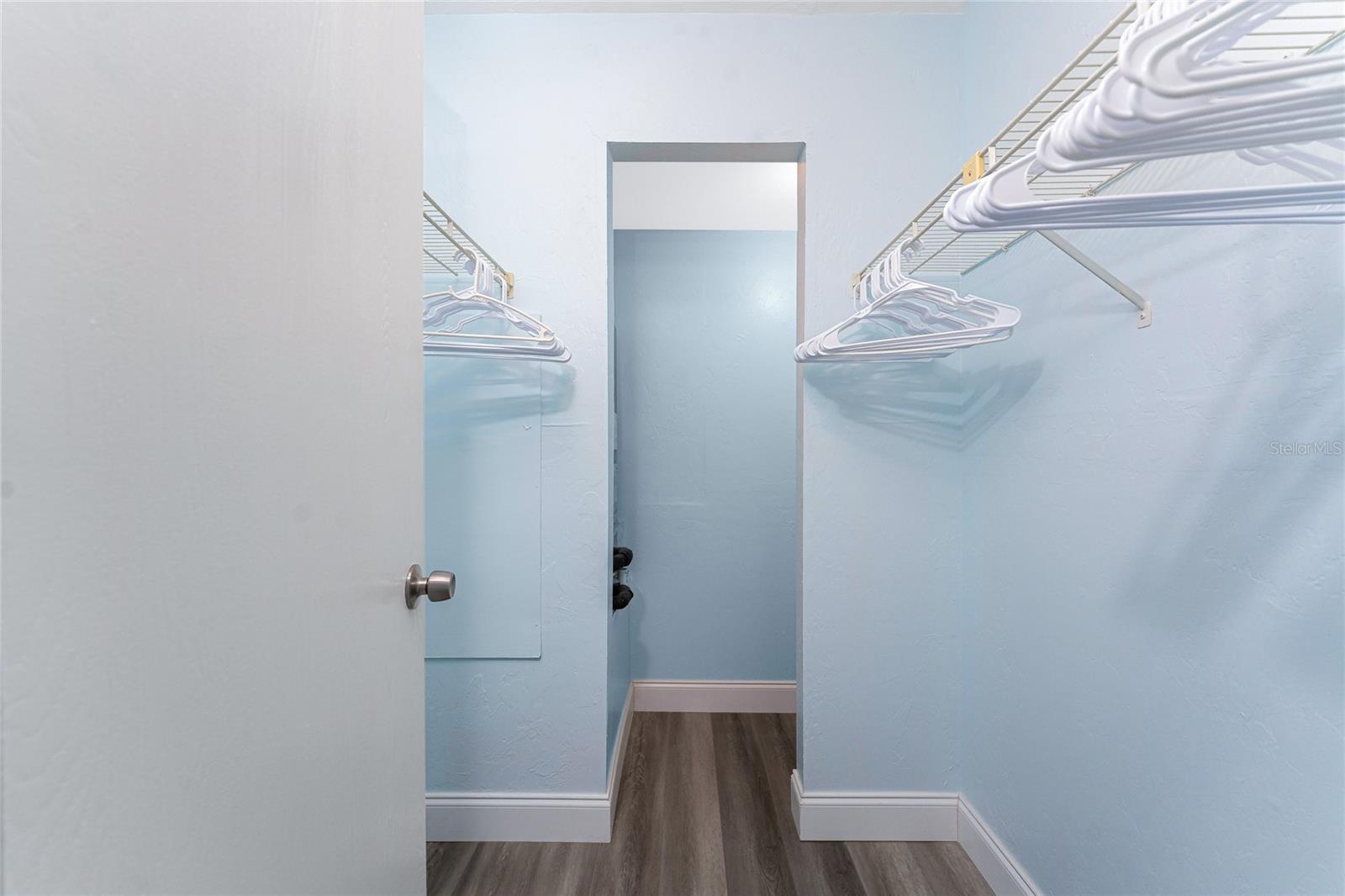 Image 29 of 71 For 25225 Rampart Boulevard 1603