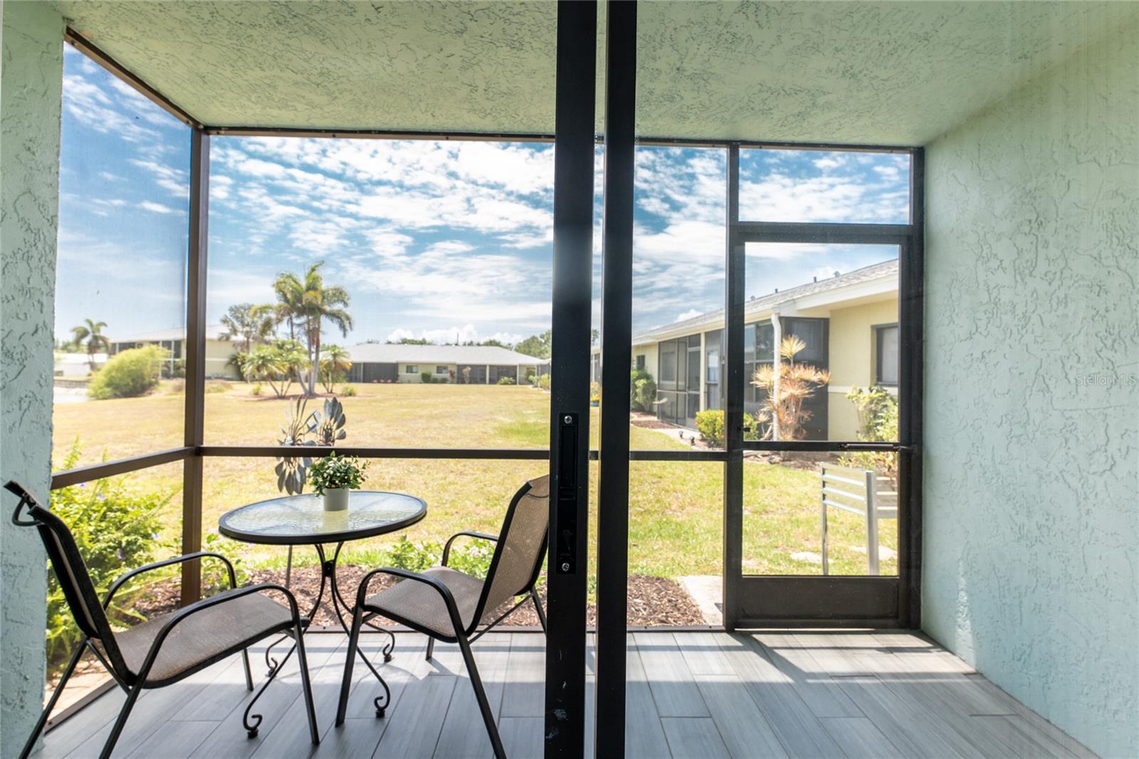 Image 34 of 71 For 25225 Rampart Boulevard 1603