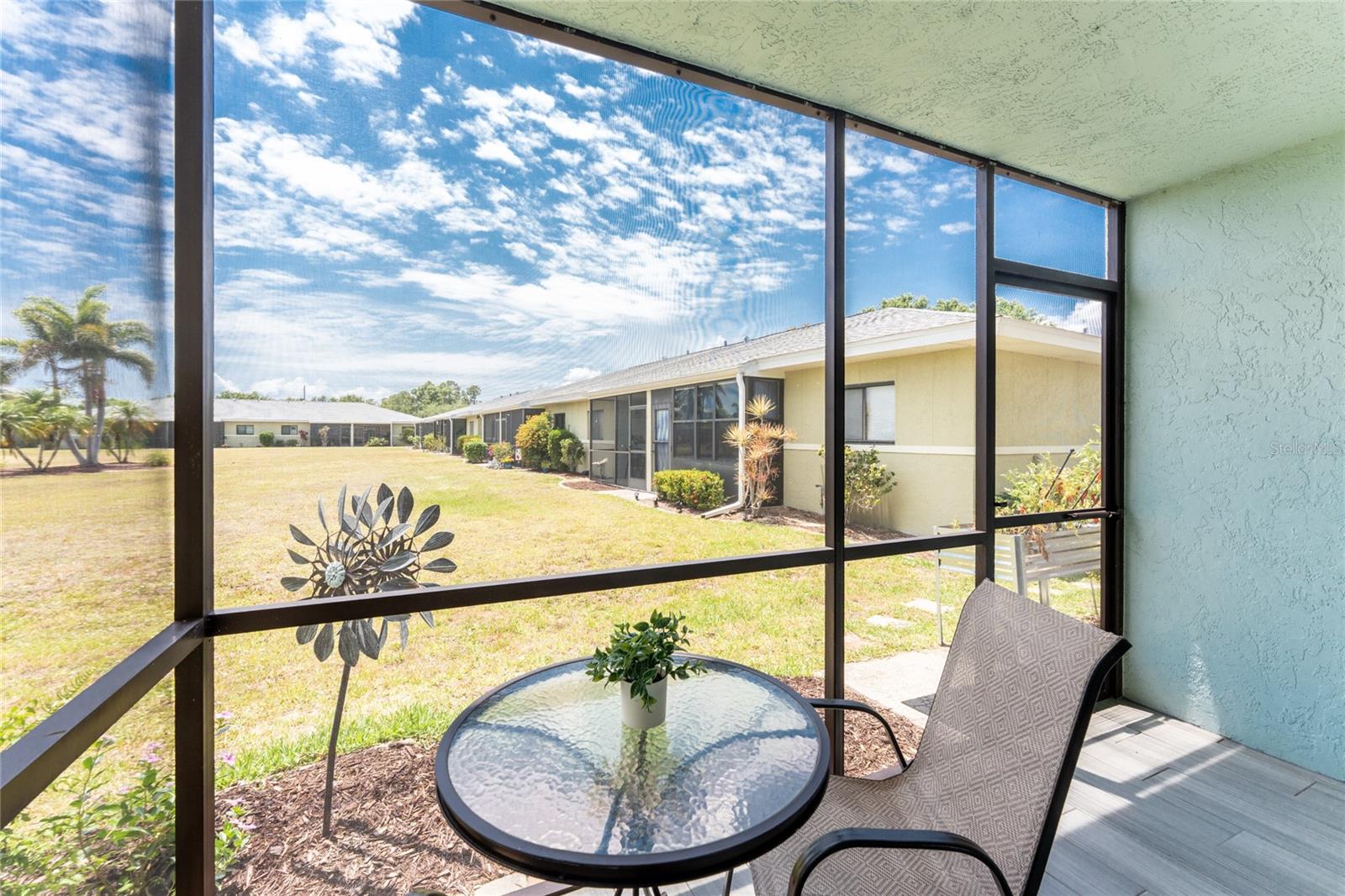 Image 37 of 71 For 25225 Rampart Boulevard 1603