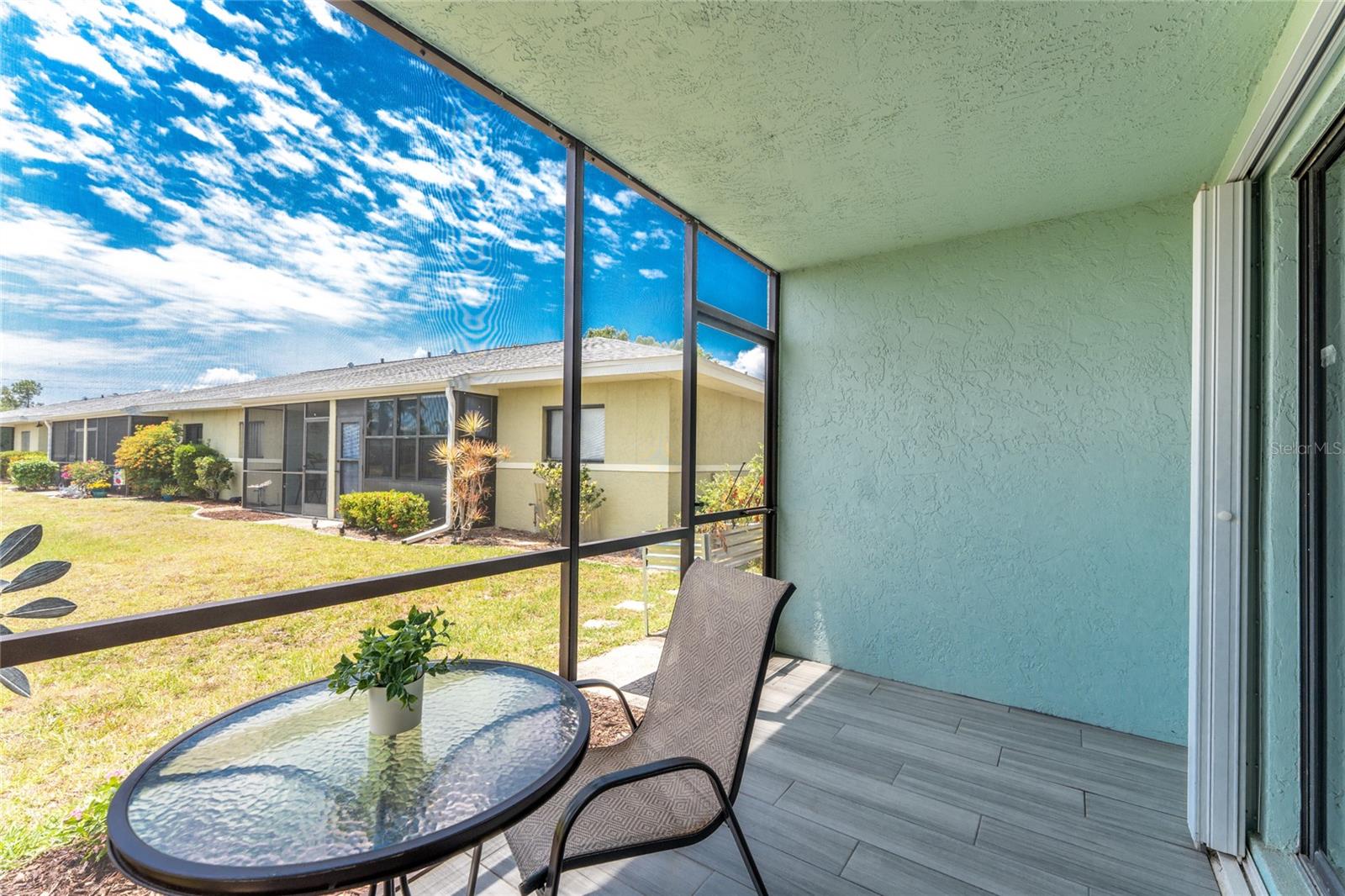 Image 38 of 71 For 25225 Rampart Boulevard 1603