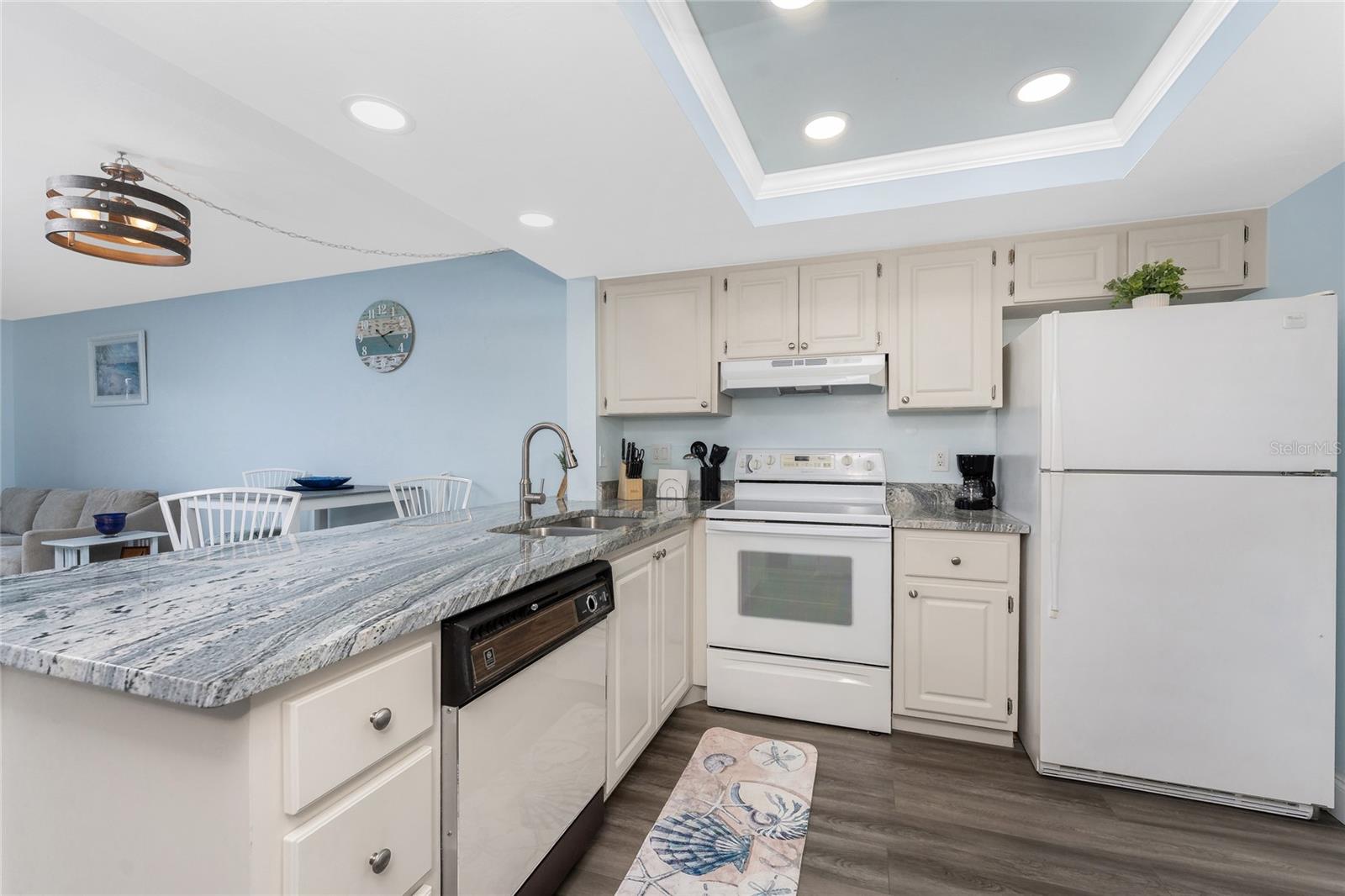 Image 4 of 71 For 25225 Rampart Boulevard 1603