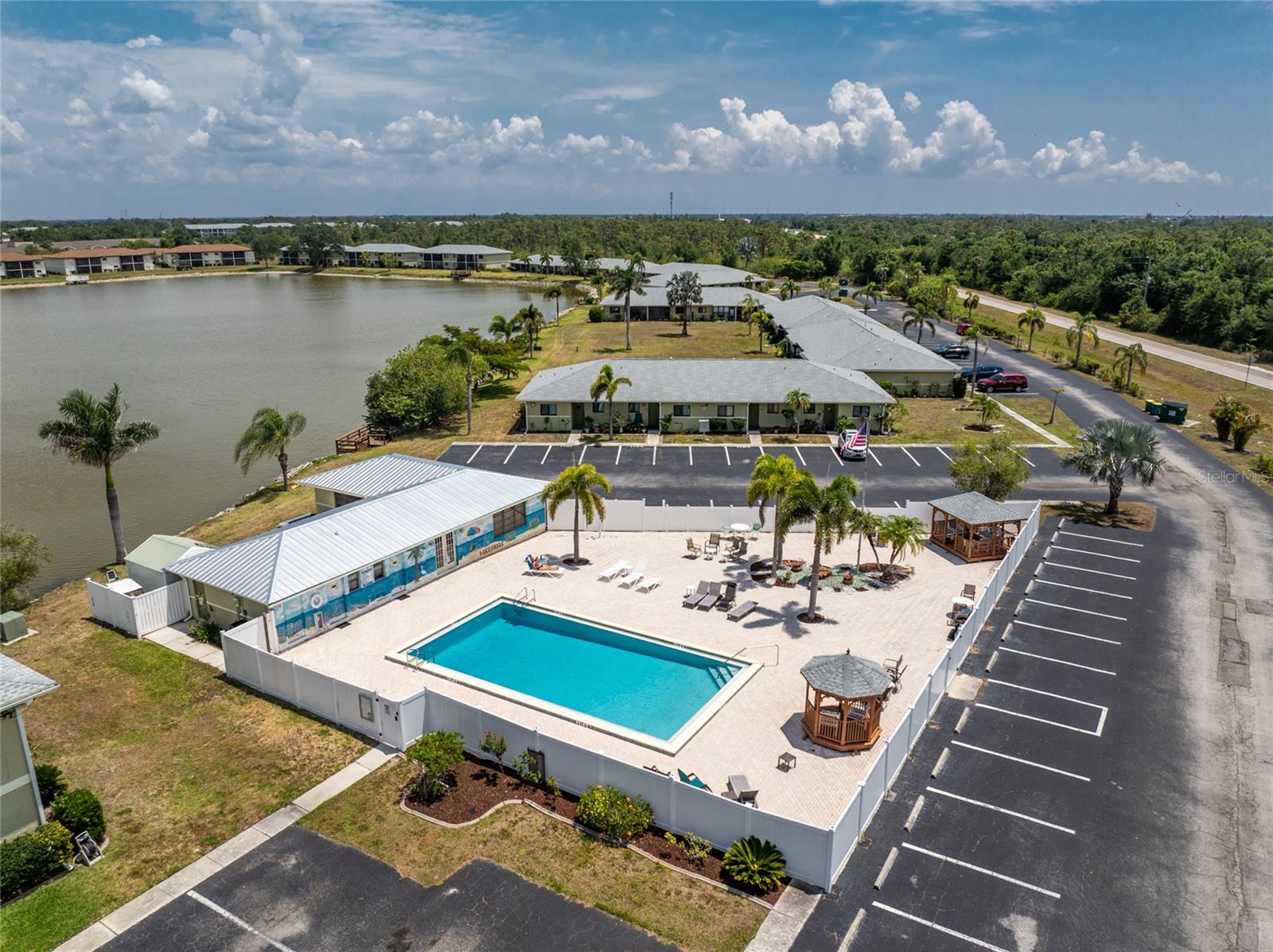 Image 50 of 71 For 25225 Rampart Boulevard 1603