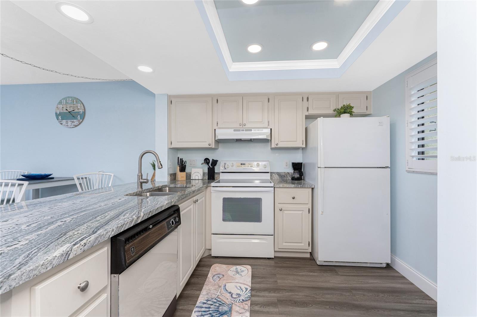 Image 7 of 71 For 25225 Rampart Boulevard 1603