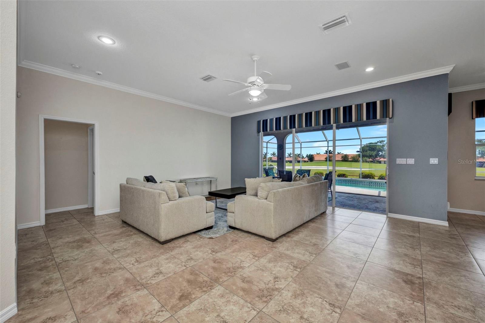 Image 16 of 56 For 12951 Kingsway Circle