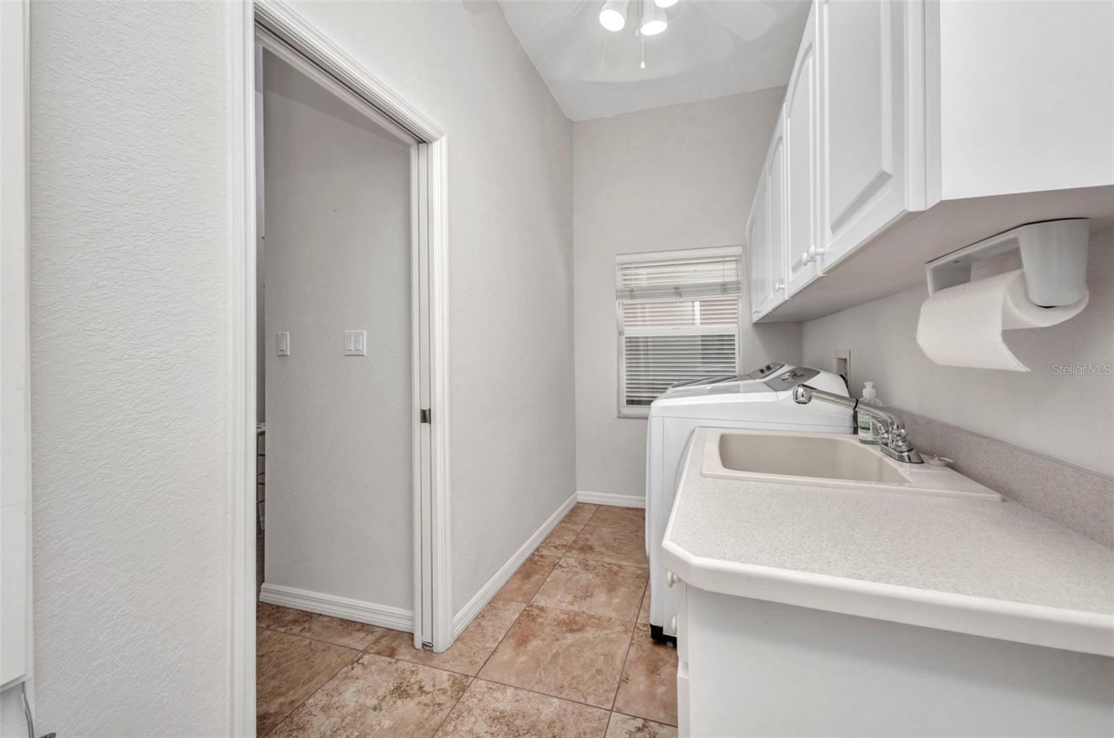 Image 30 of 56 For 12951 Kingsway Circle