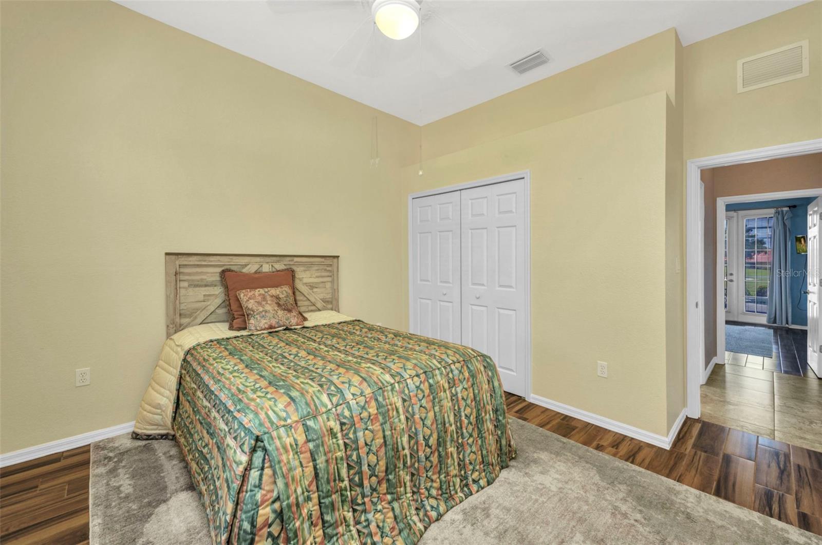 Image 37 of 56 For 12951 Kingsway Circle
