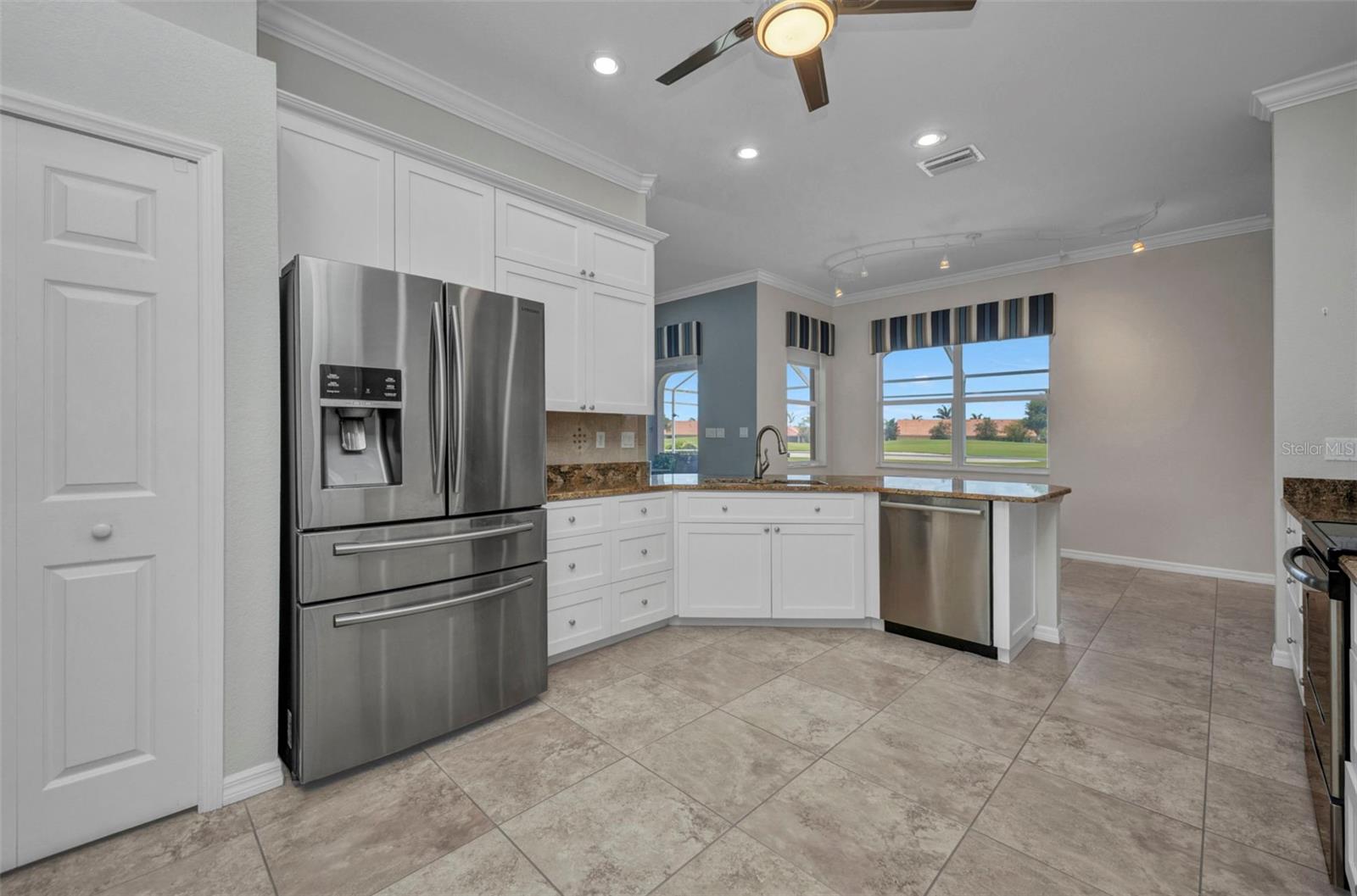 Image 6 of 56 For 12951 Kingsway Circle