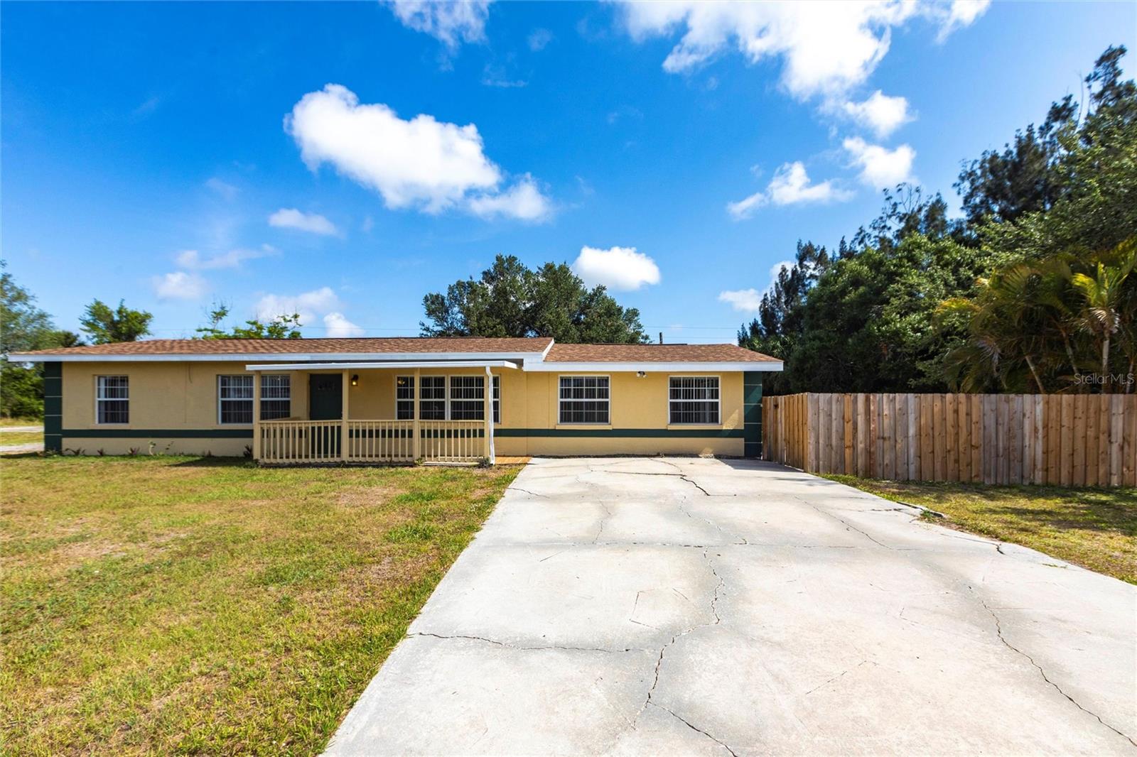 Image 2 of 39 For 30154 Beech Road
