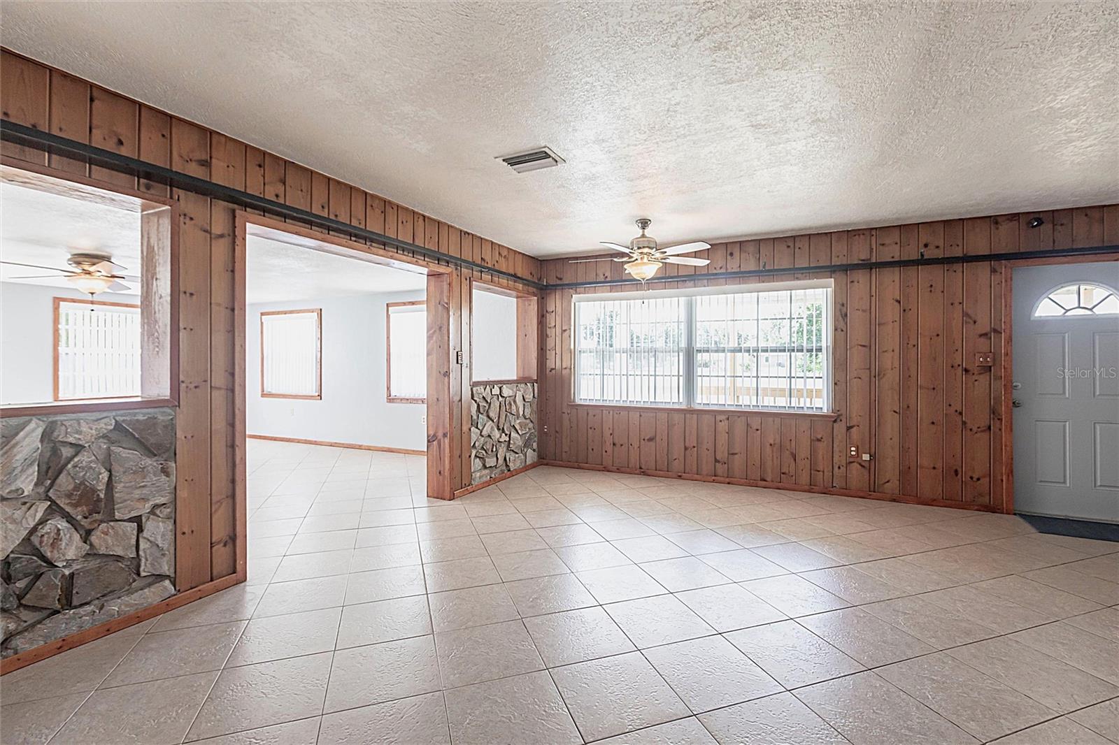 Image 3 of 39 For 30154 Beech Road