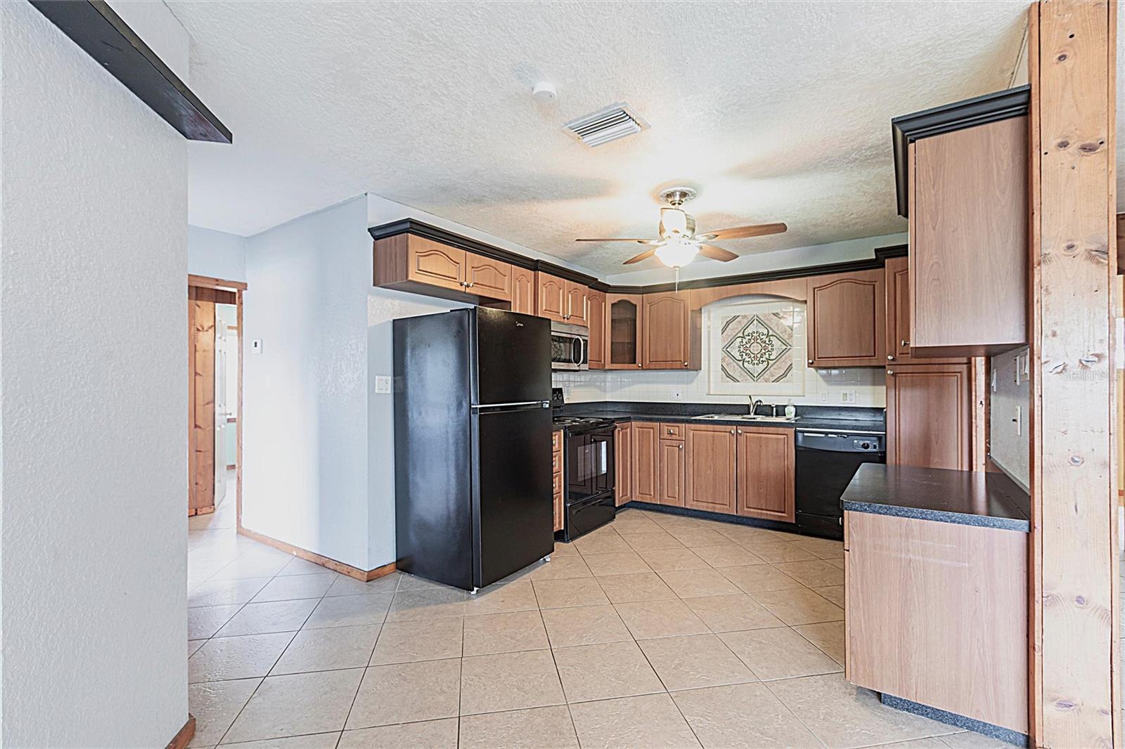 Image 5 of 39 For 30154 Beech Road