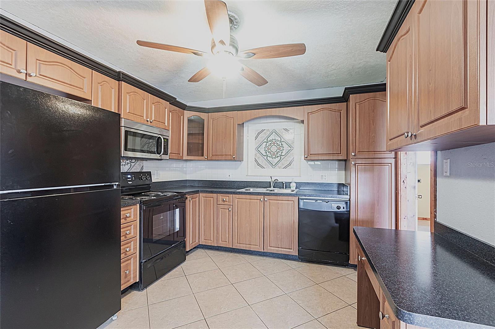 Image 6 of 39 For 30154 Beech Road