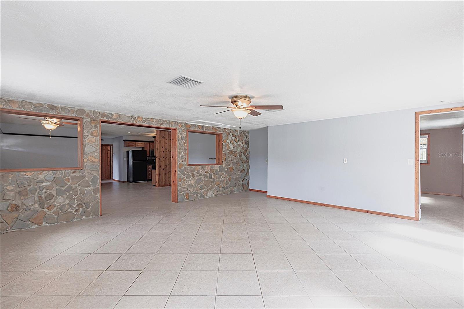 Image 7 of 39 For 30154 Beech Road