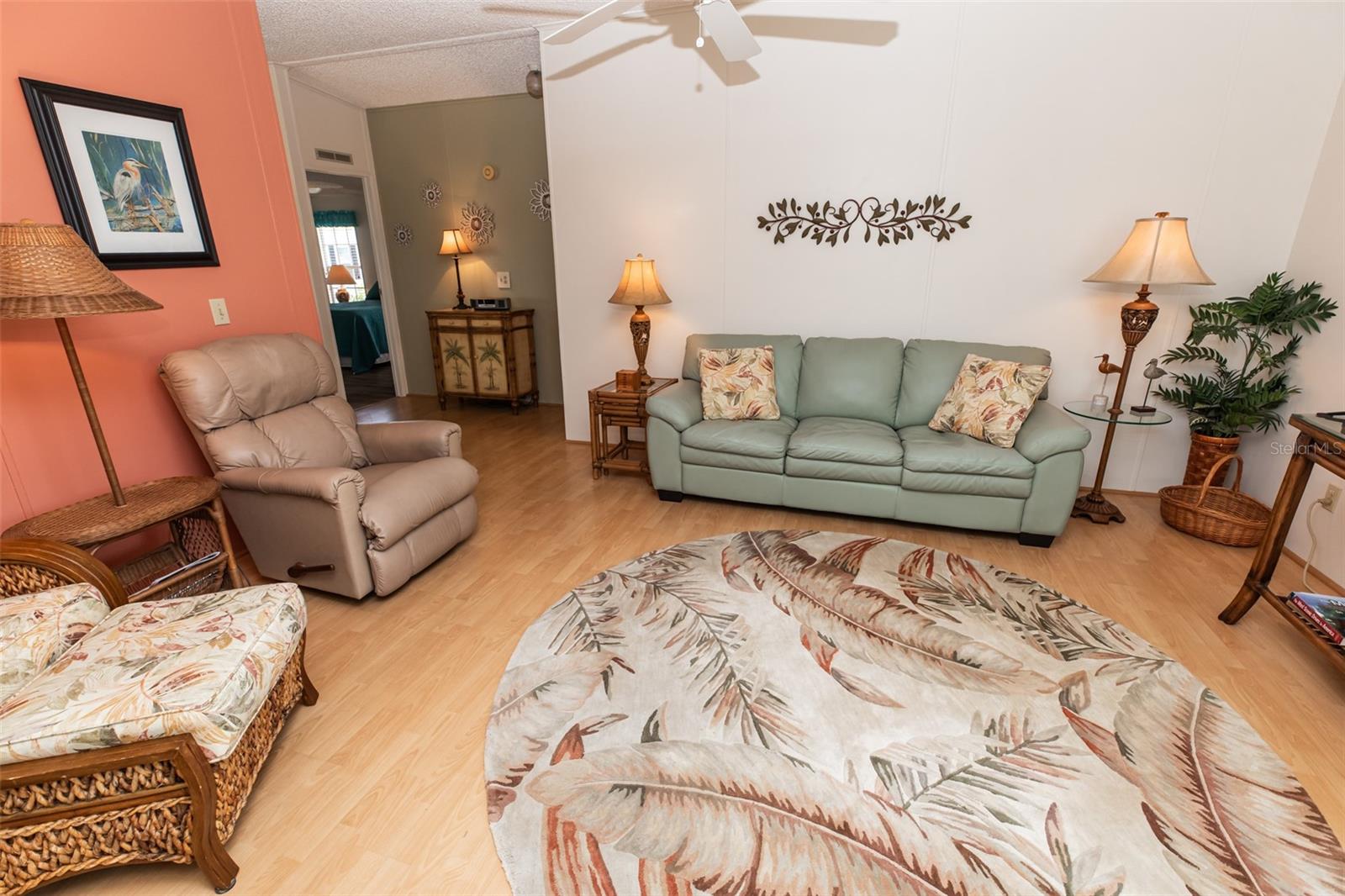 Image 13 of 42 For 713 Riverview Circle