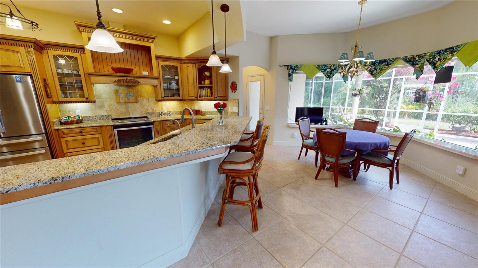 Image 12 of 57 For 8596 Riverside Drive