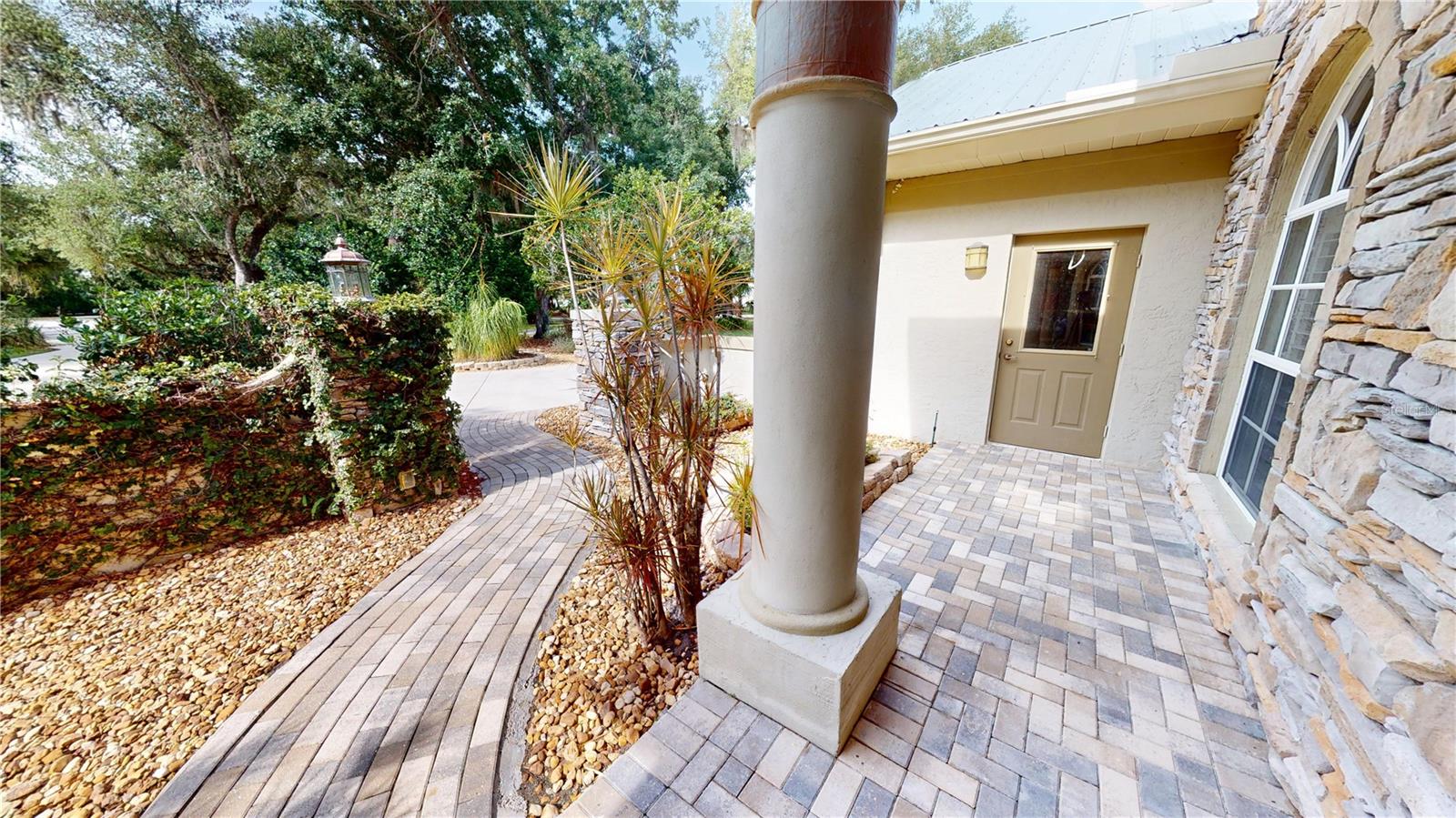 Image 3 of 57 For 8596 Riverside Drive