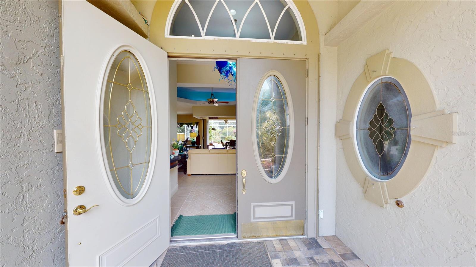 Image 4 of 57 For 8596 Riverside Drive
