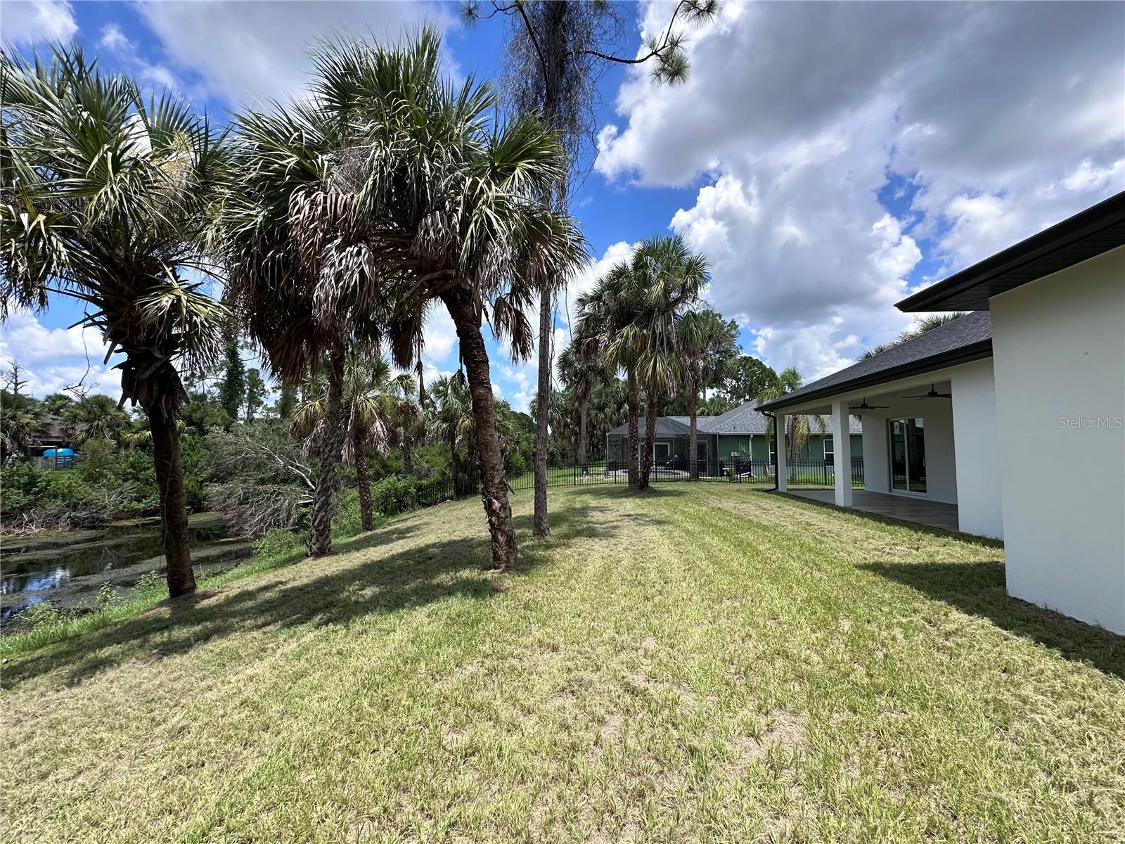 Image 31 of 33 For 2743 Begonia Terrace