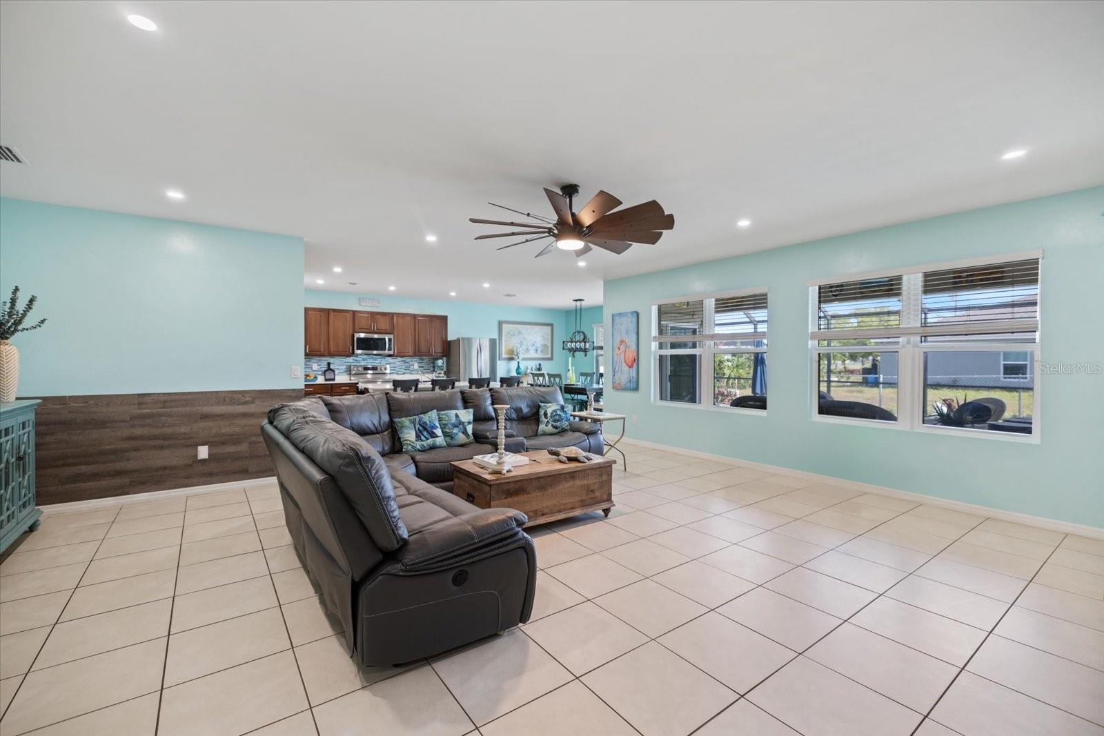 Image 5 of 29 For 1713 9th Terrace