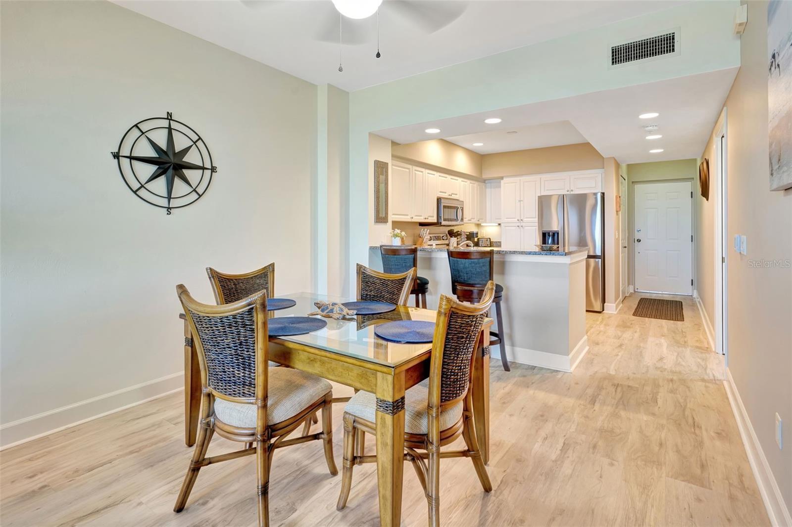 Image 9 of 31 For 3191 Matecumbe Key Road 305