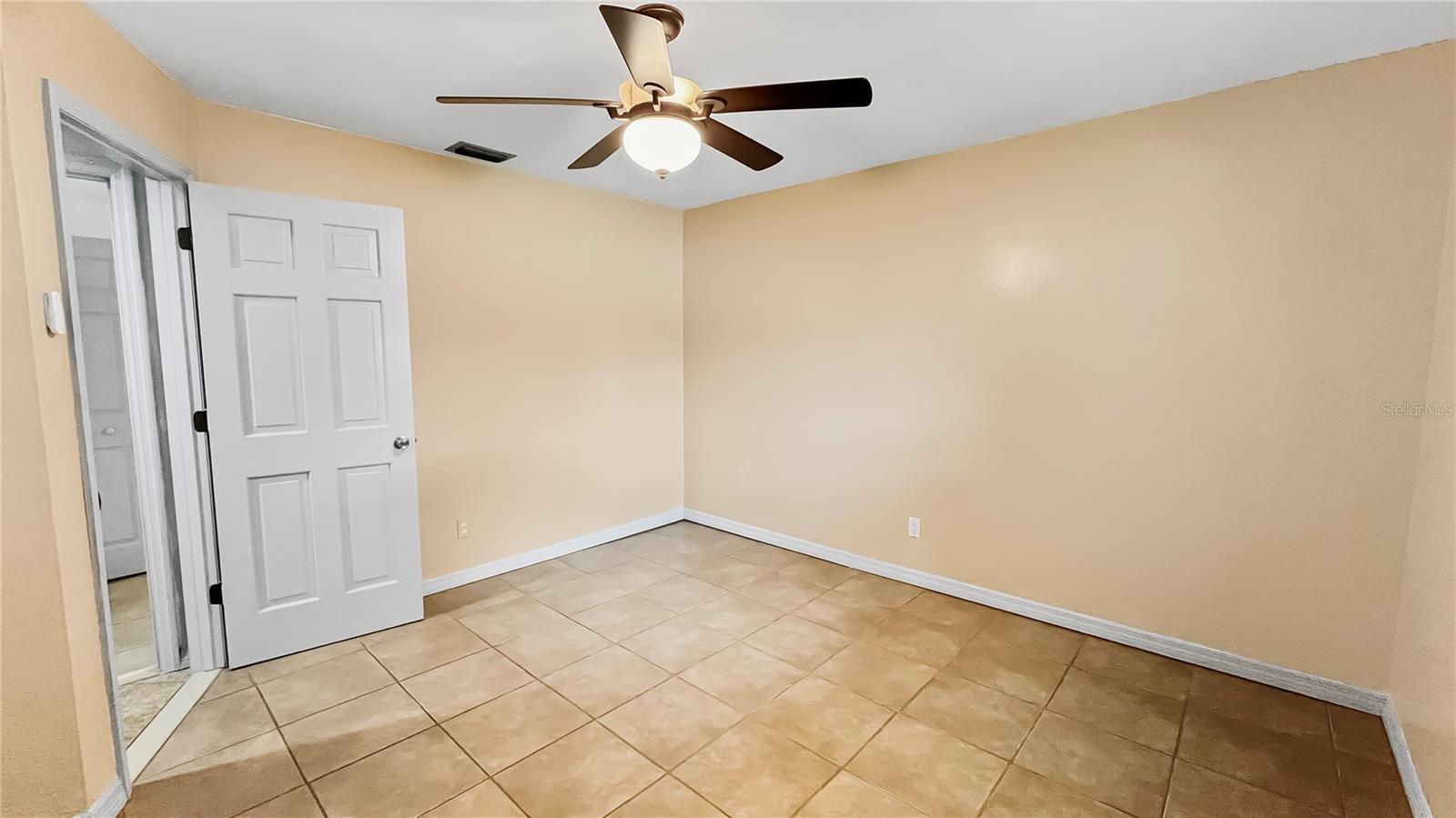 Image 11 of 35 For 22498 Westchester Boulevard