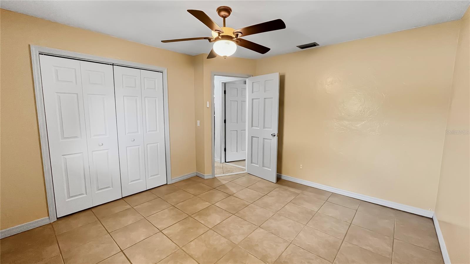 Image 12 of 35 For 22498 Westchester Boulevard