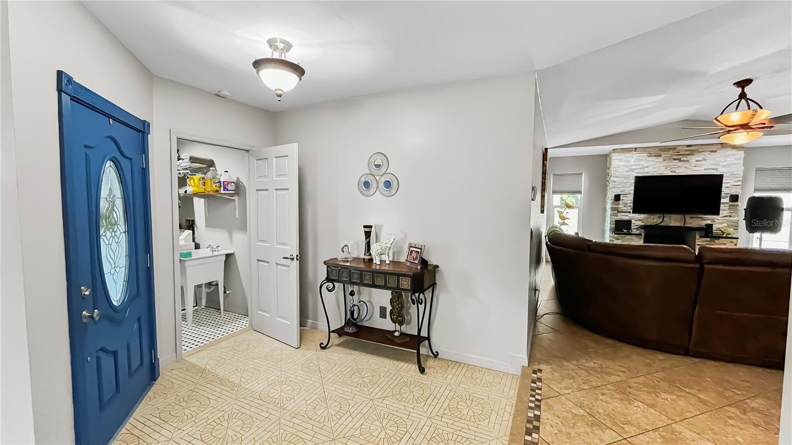 Image 26 of 35 For 22498 Westchester Boulevard