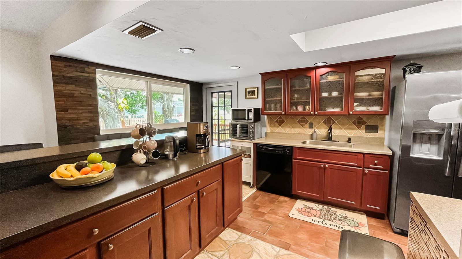 Image 6 of 35 For 22498 Westchester Boulevard