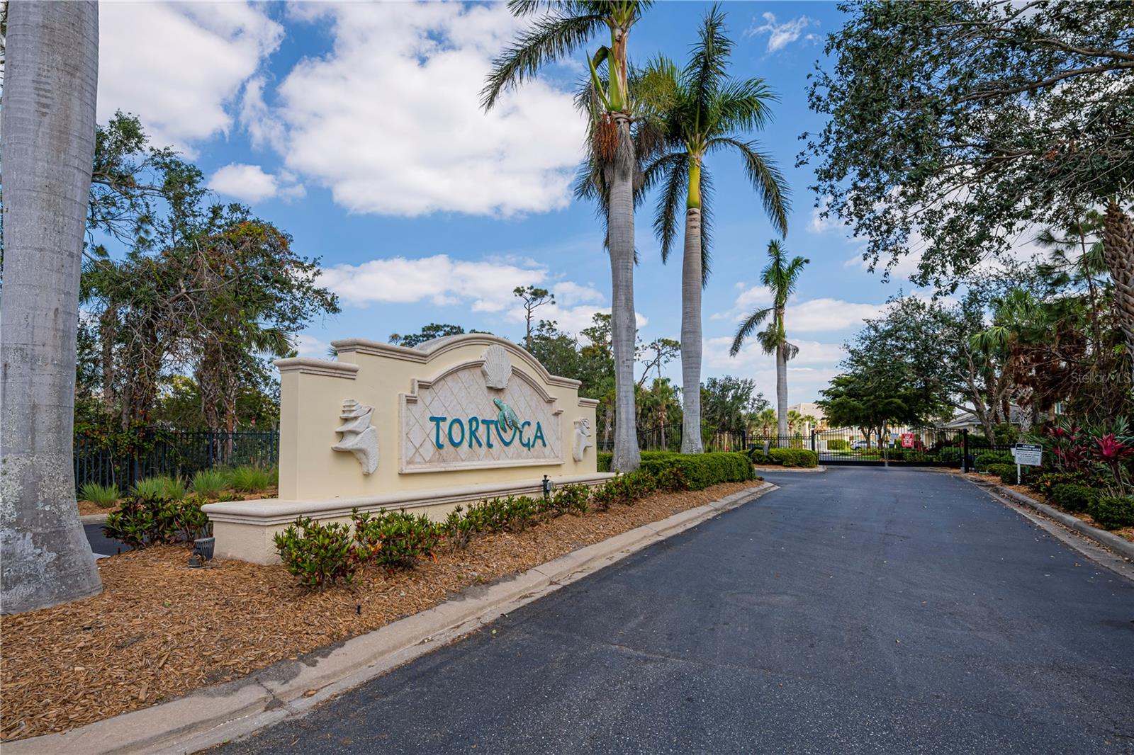 Image 41 of 49 For 15050 Sandpiper Preserve Boulevard 101