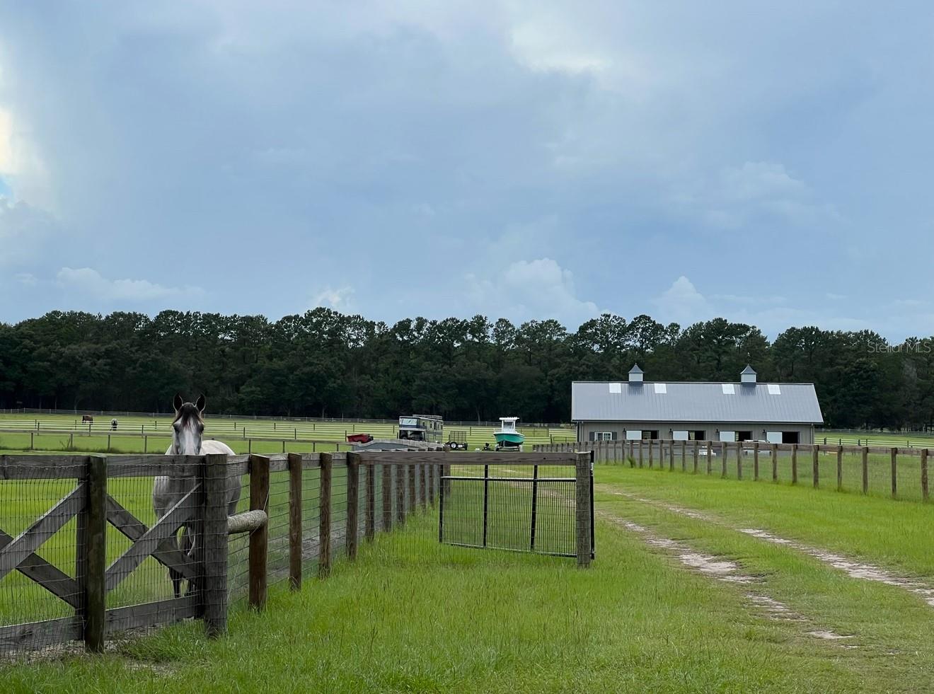 Details for 1500 210th Avenue Barn, DUNNELLON, FL 34431