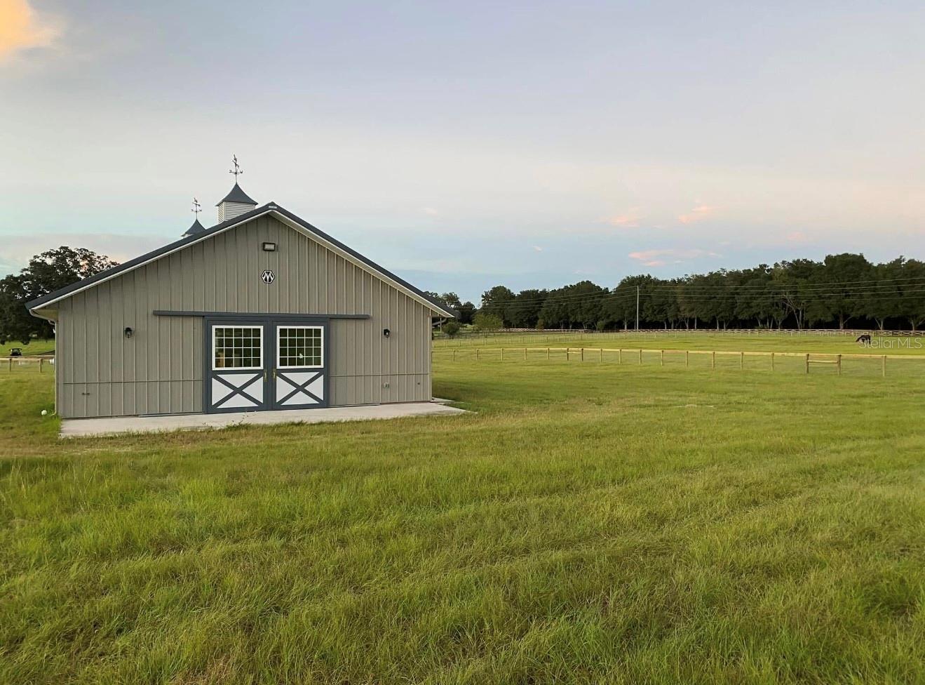 Image 19 of 20 For 1500 210th Avenue Barn