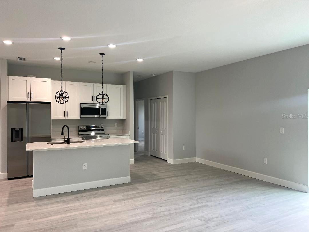 Image 10 of 38 For 3045 Montgomery Drive