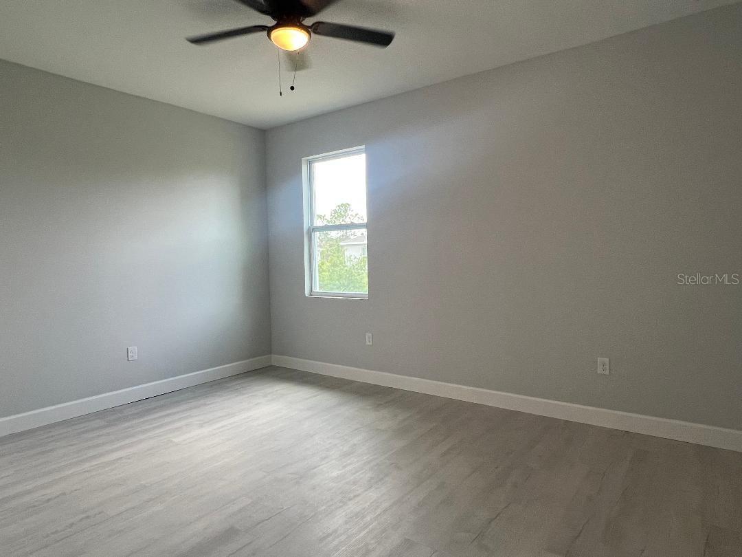 Image 20 of 38 For 3045 Montgomery Drive