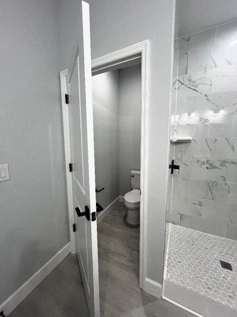 Image 25 of 38 For 3045 Montgomery Drive