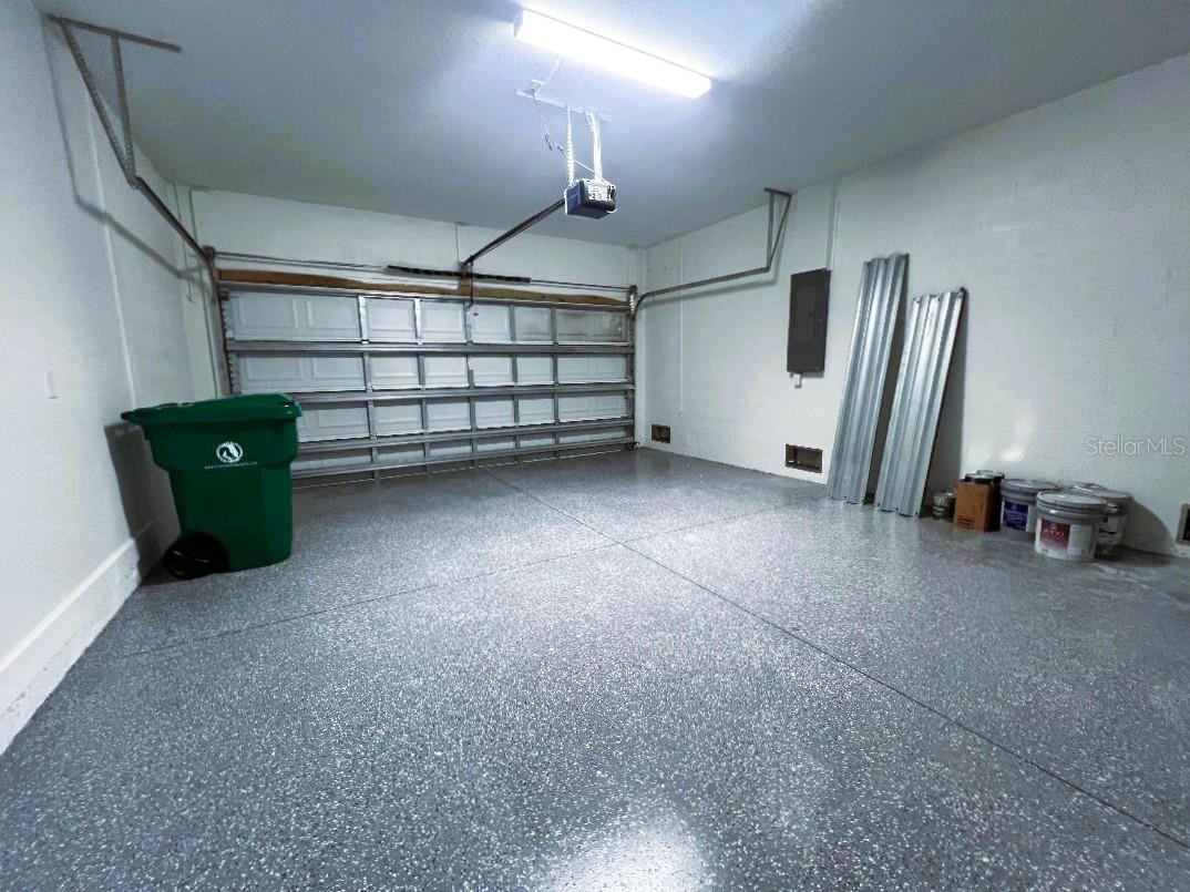 Image 27 of 38 For 3045 Montgomery Drive