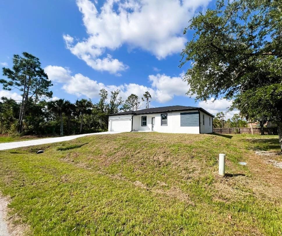 Image 36 of 38 For 3045 Montgomery Drive