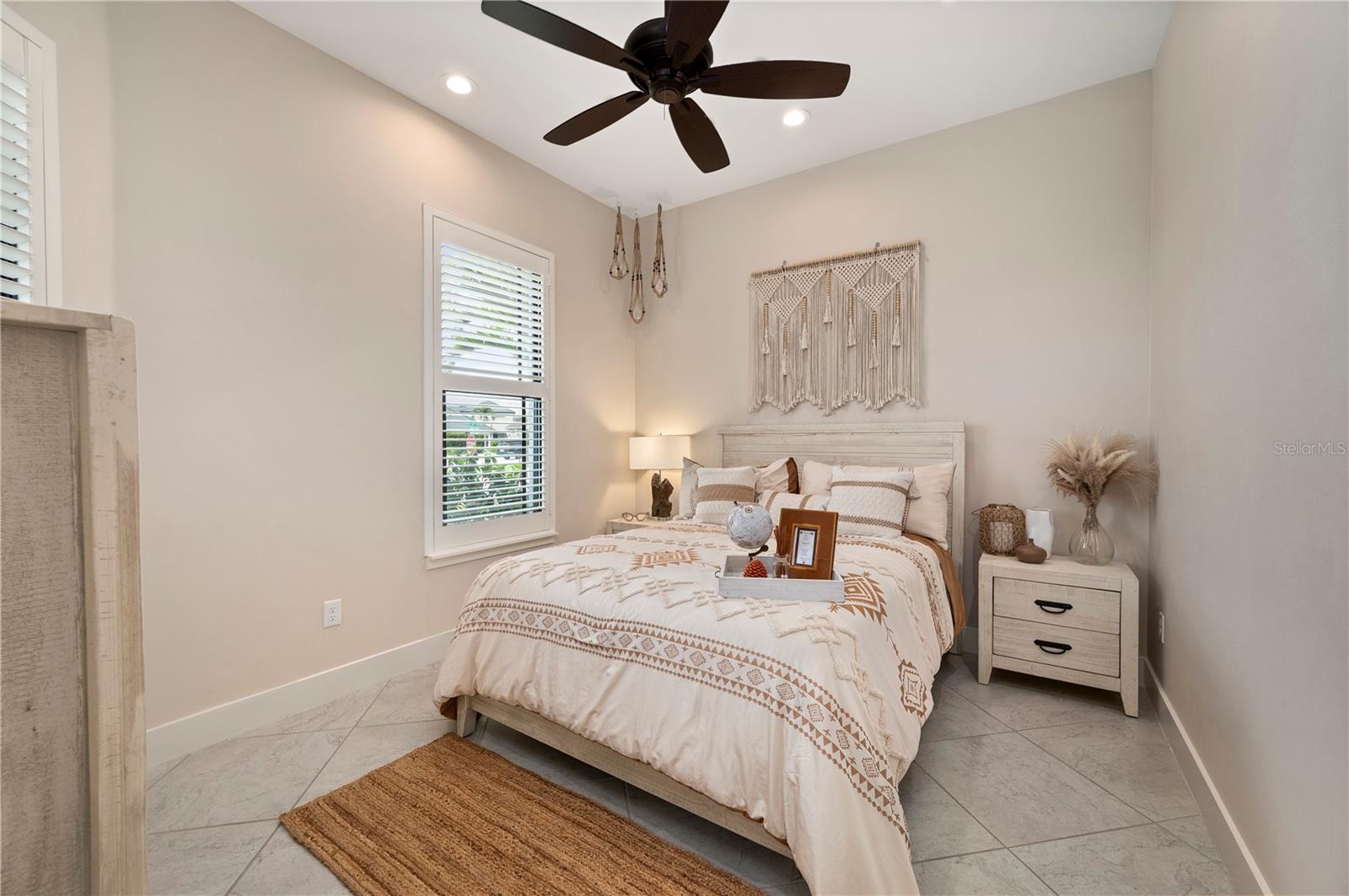 Image 39 of 83 For 3527 8th Terrace