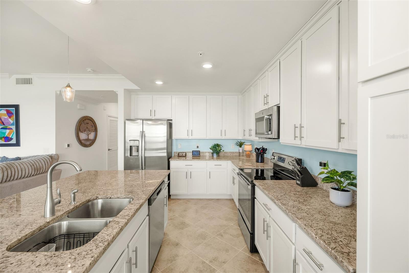 Image 15 of 50 For 43030 Greenway Boulevard 426
