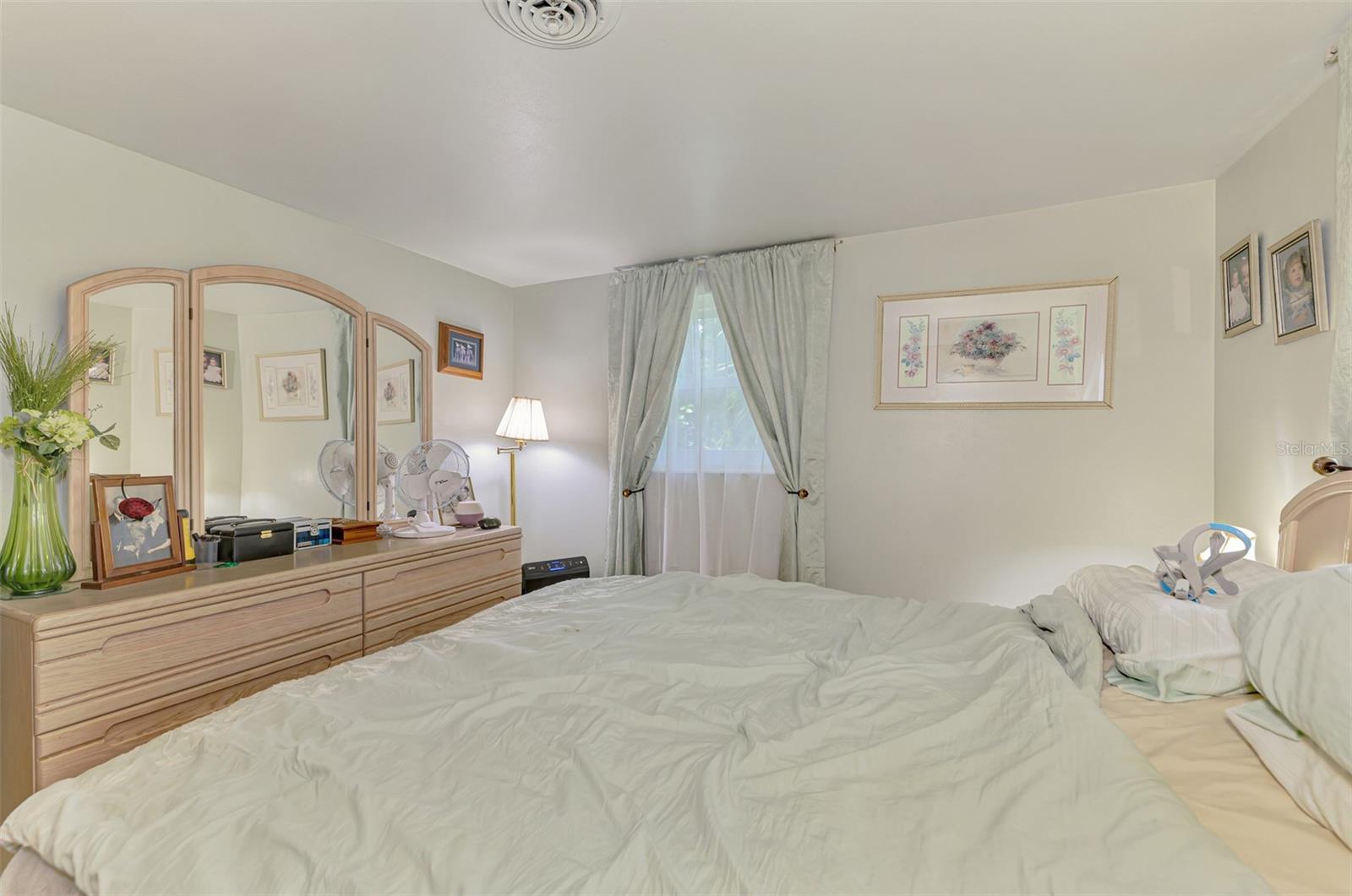 Image 21 of 48 For 12018 Saragossa Lane